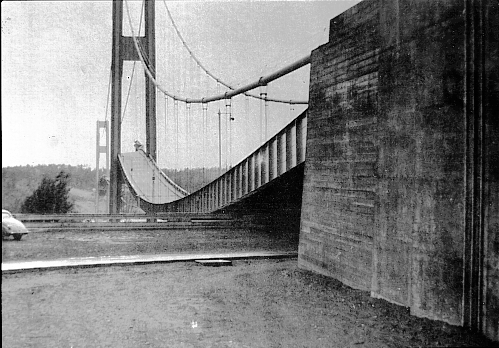 Tacoma Narrows Bridge - Estructura resonante